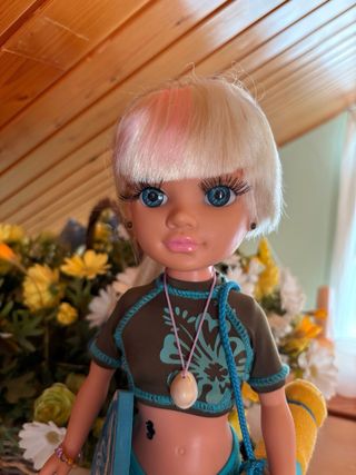 Muñeca Nancy Socorrista + 3 Looks extra