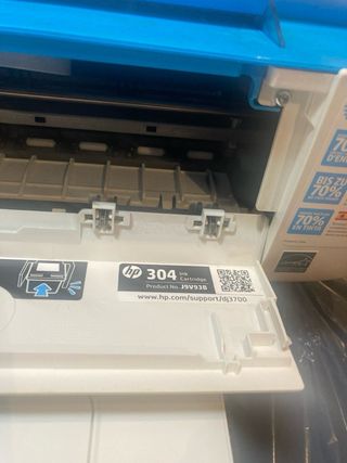 Impresora HP DeskJet compacta