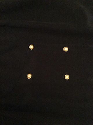 Blusa negra elegante