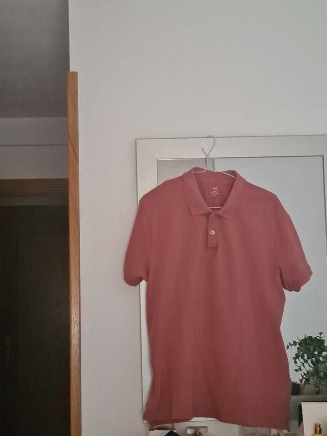 Polo unit corte inglés talla L.8 euros
