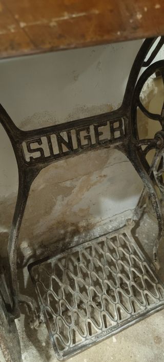 Máquina coser Singer antigua
