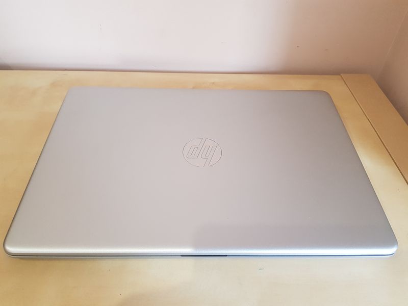 Portátil HP 15s-fq2149ns Plata afbeelding 2