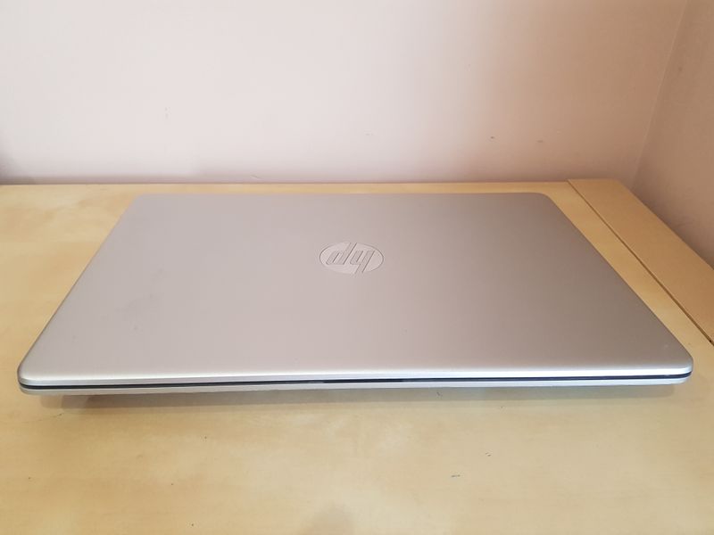 Portátil HP 15s-fq2149ns Plata afbeelding 3