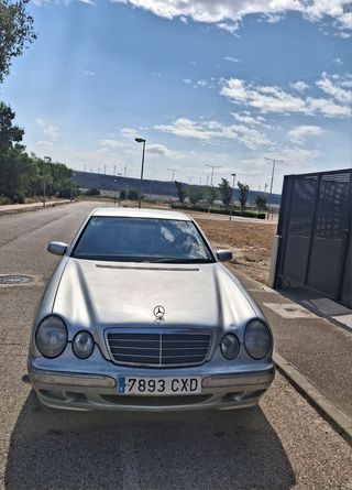 Mercedes-Benz Clase E 1999