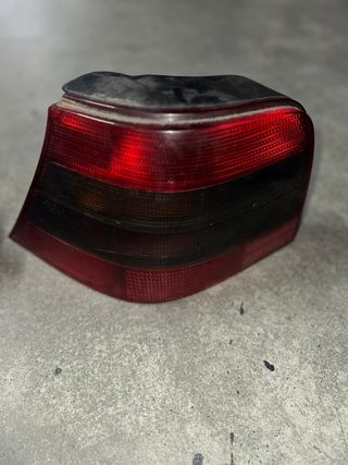 Piloto trasero VW Golf IV