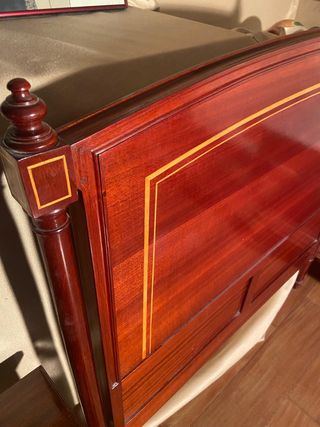 Cama sencilla inglesa marquetería