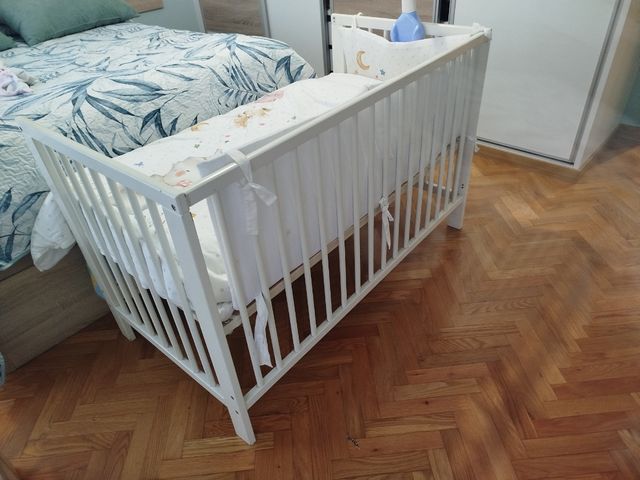 Cuna colecho bebé, edredón,chichonera, colchón