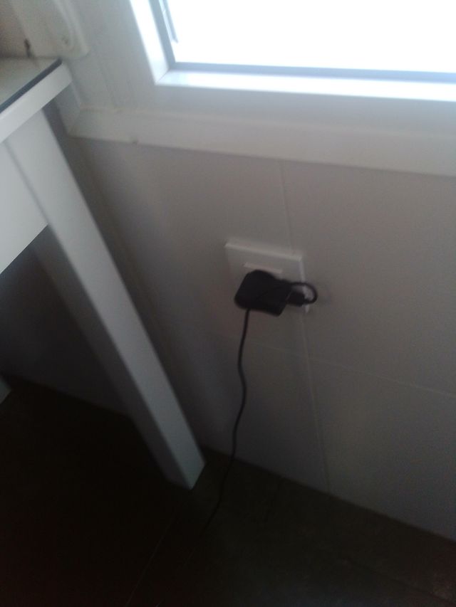 Lampada da scrivania LED nera