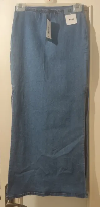 ‼️ PRECIO NO NEGOCIABLE ‼️  Falda vaquera Lefties