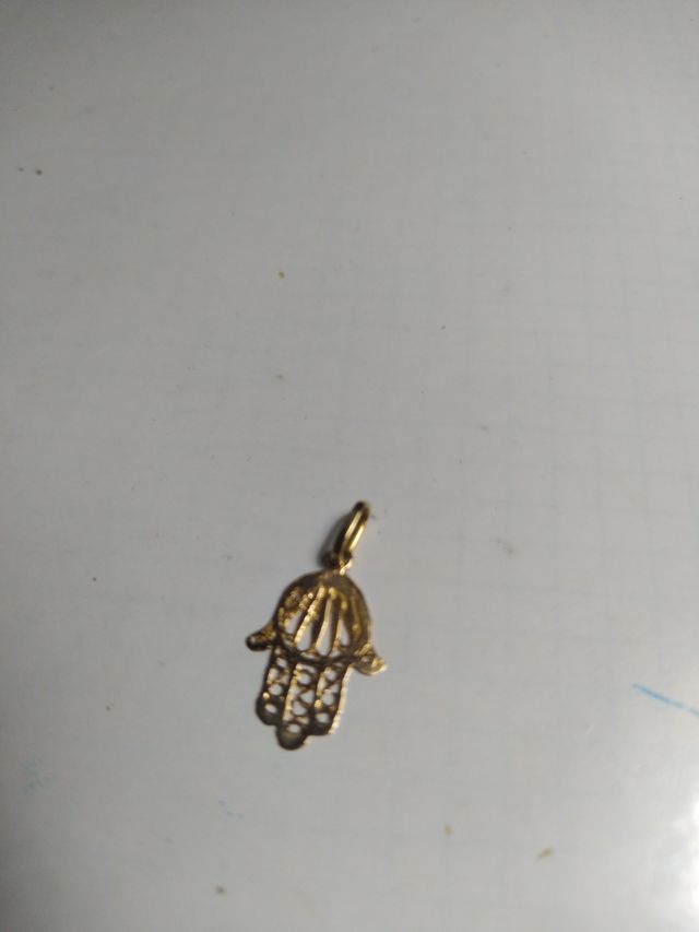 Mano de Fátima oro 18k