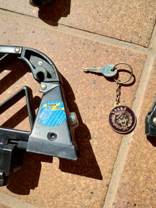 Porta esquís Thule para baca coche