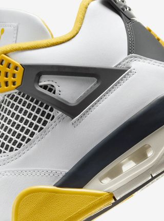Air Jordan 4 Retro Vivid Sulfur 2024