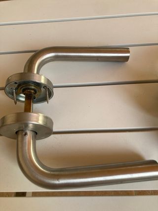 Conjunto 2 Pomos Acero Inoxidable para Puerta.
