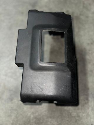 Tapa batería VW Golf IV
