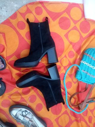 Botines plataforma negros, talla 40