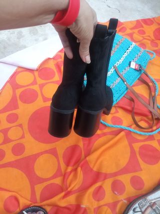 Botines plataforma negros, talla 40