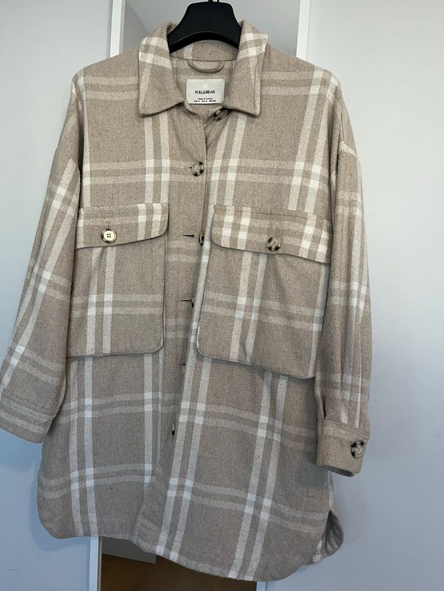 Sobrecamisa cuadros beige Pull&Bear