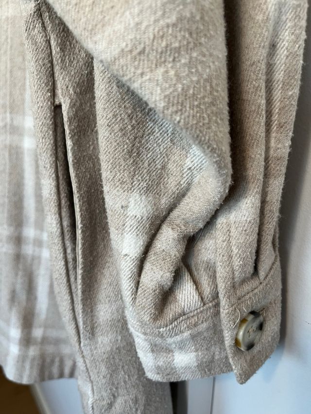 Sobrecamisa cuadros beige Pull&Bear