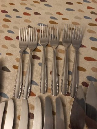 Cuberteria Acero Inoxidable - 24 piezas