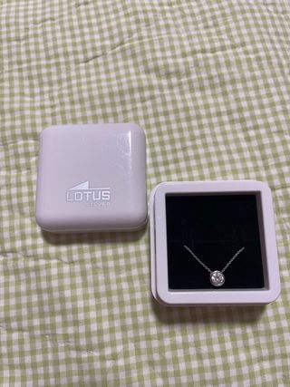 Collar Lotus Plata - Joya Elegante