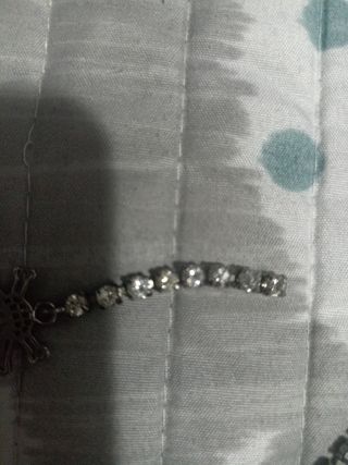 Pendientes calavera brillantes