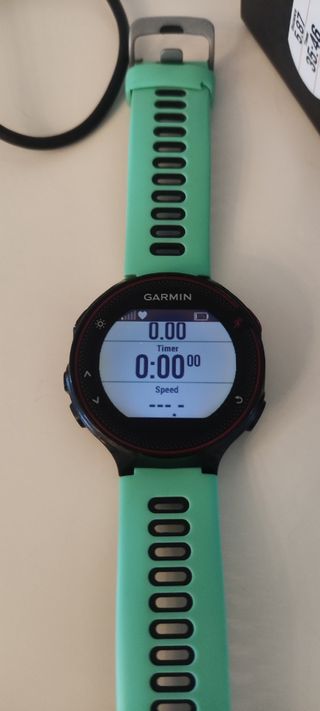 Reloj Garmin fourunner 235