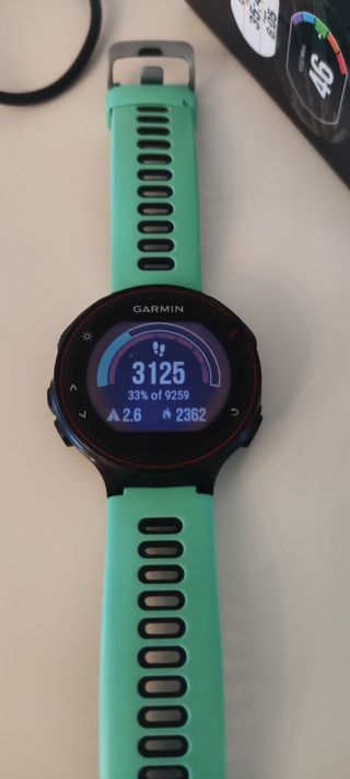 Reloj Garmin fourunner 235