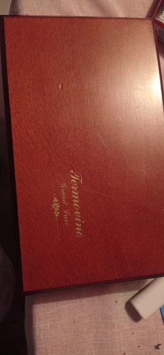 Dos cajas de Set Abrebotellas Vino