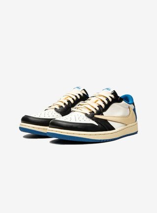 Jordan 1 Retro Low OG SP Fragment x Travis Scott