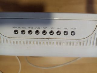 TV BluSens blanca con lector DVD