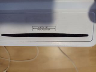 TV BluSens blanca con lector DVD