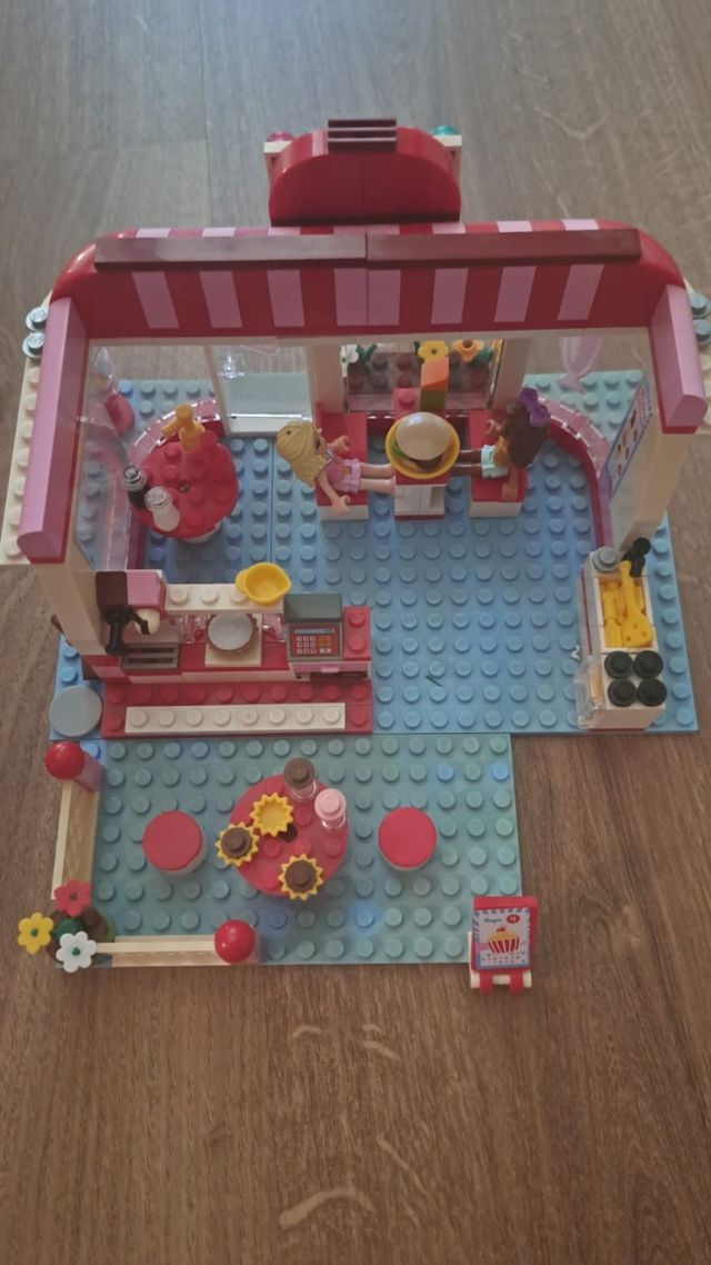 Cafetería LEGO Friends 3061