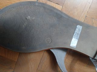 Sandalias planas doradas