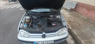 Volkswagen Golf 2000