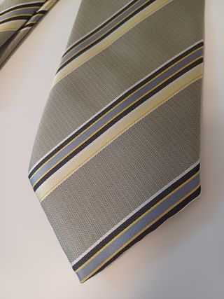 Corbata Gris verdosa hombre - Graziella Begum