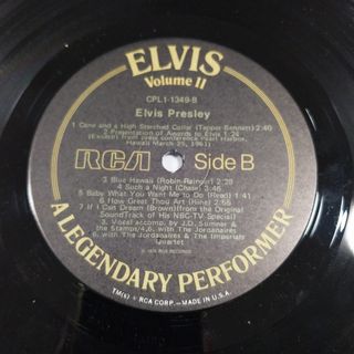 Elvis - A Legendary Performer LP (Vol. 2)