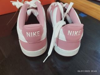 Zapatillas Nike - Rosa y Blanco