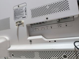 TV Thomson 24" blanca