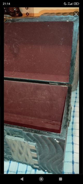 Baúl japonés de madera