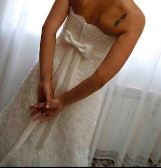 Vestido novia blanco encaje