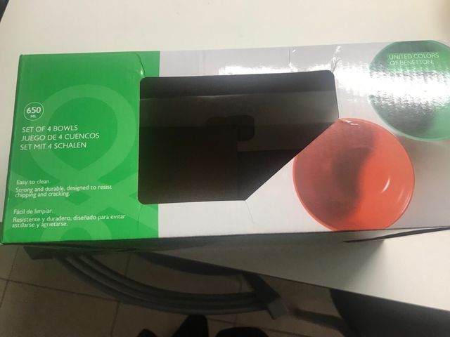 4 bowls cerámicos - y 4 tazas Colores vivos