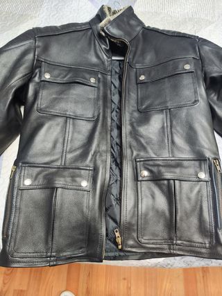 Cazadora cuero moto negra