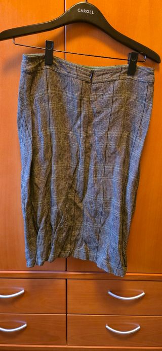 Traje de chaqueta y falda de Plural