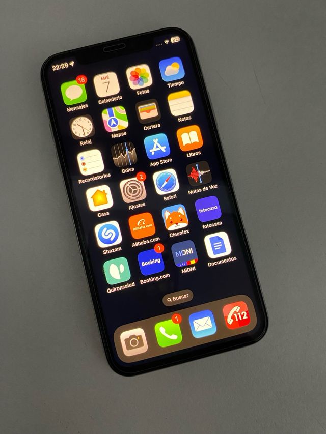 iPhone X usato - batteria al 79%