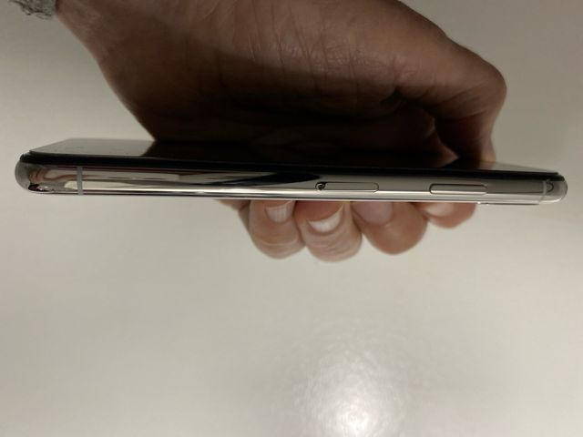 iPhone X usato - batteria al 79%