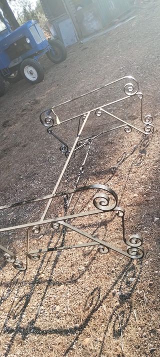 Patas forja mesa trilla - metal
