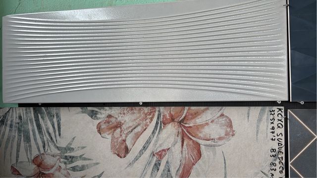 Azulejos imitación madera y mármol