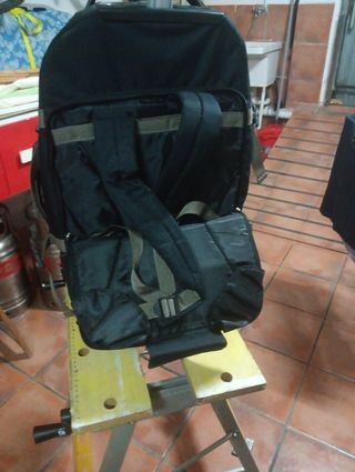 Mochila trolley negra y gris 50X32X22