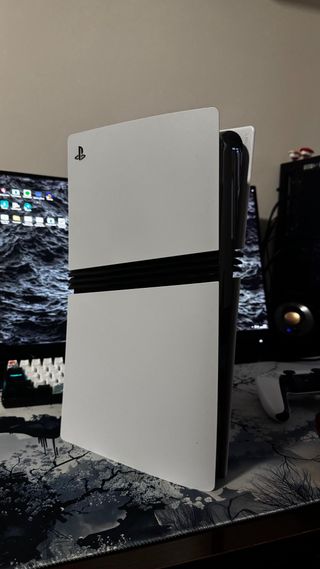 Play 5 pro digital viene con su mando original