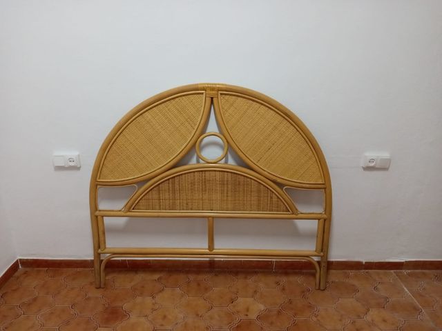 Cabecero mimbre vintage
